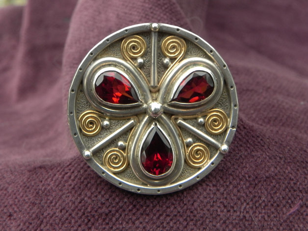 Die runde Silberblüte unikatring silber gold granat designerschmuck blume blüte