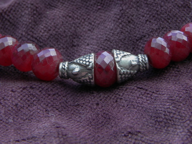 Design Rubin-Kette Design Rubin-Kette (Ausschnitt)
