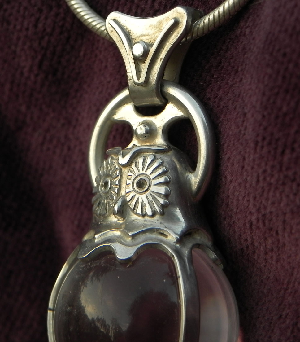 Closer view Owl with crystal sphere