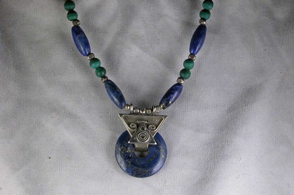 unikatschmuck designerschmuck edelsteinkette lapislazuli malachit silber